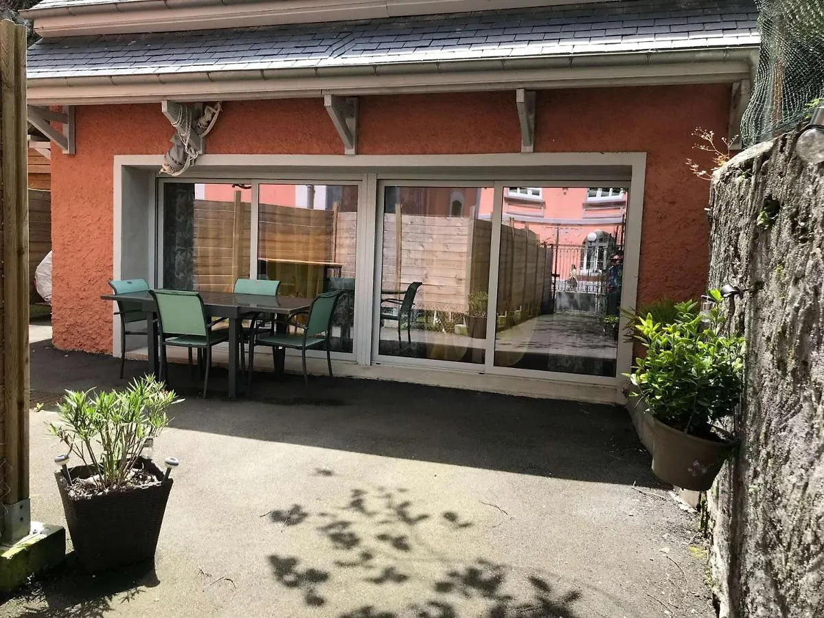 Charmant Duplex T3 Pour 4 Personnes, Terrasse Privative, A Proximite Des Thermes De Luz-Saint-Sauveur - Fr-1-402-130 0*,  France